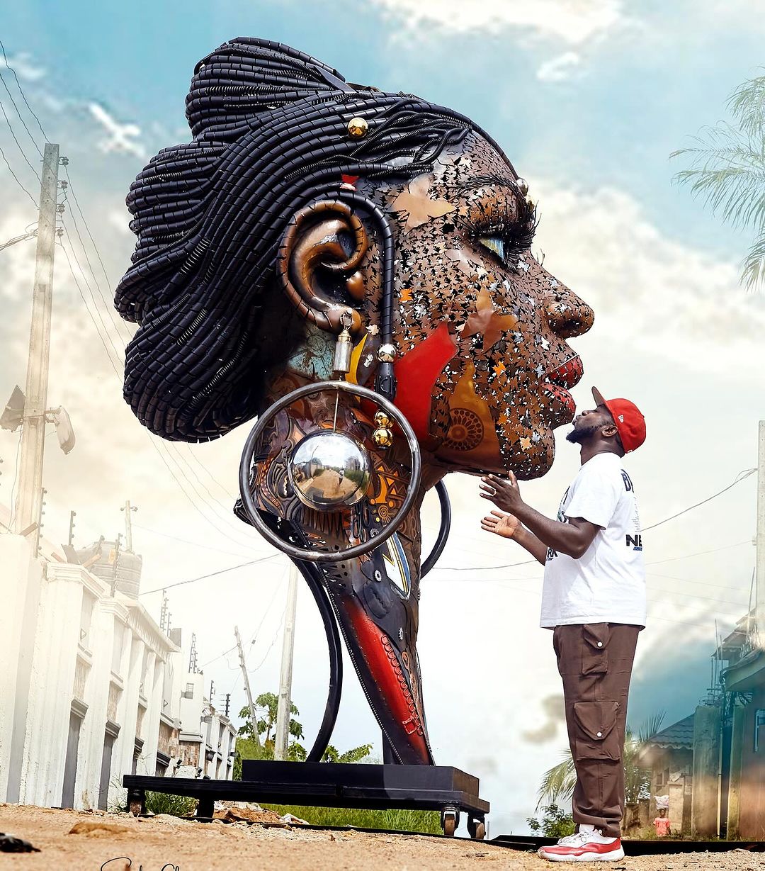 Dotun Popoola Breathes Life Into Waste To Make Life-Sized Metallic  Sculptures - TANTV